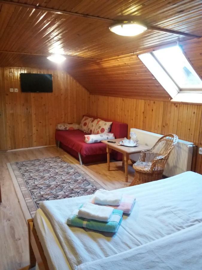 Отель Casa Elena Моечу-де-Жос Экстерьер фото