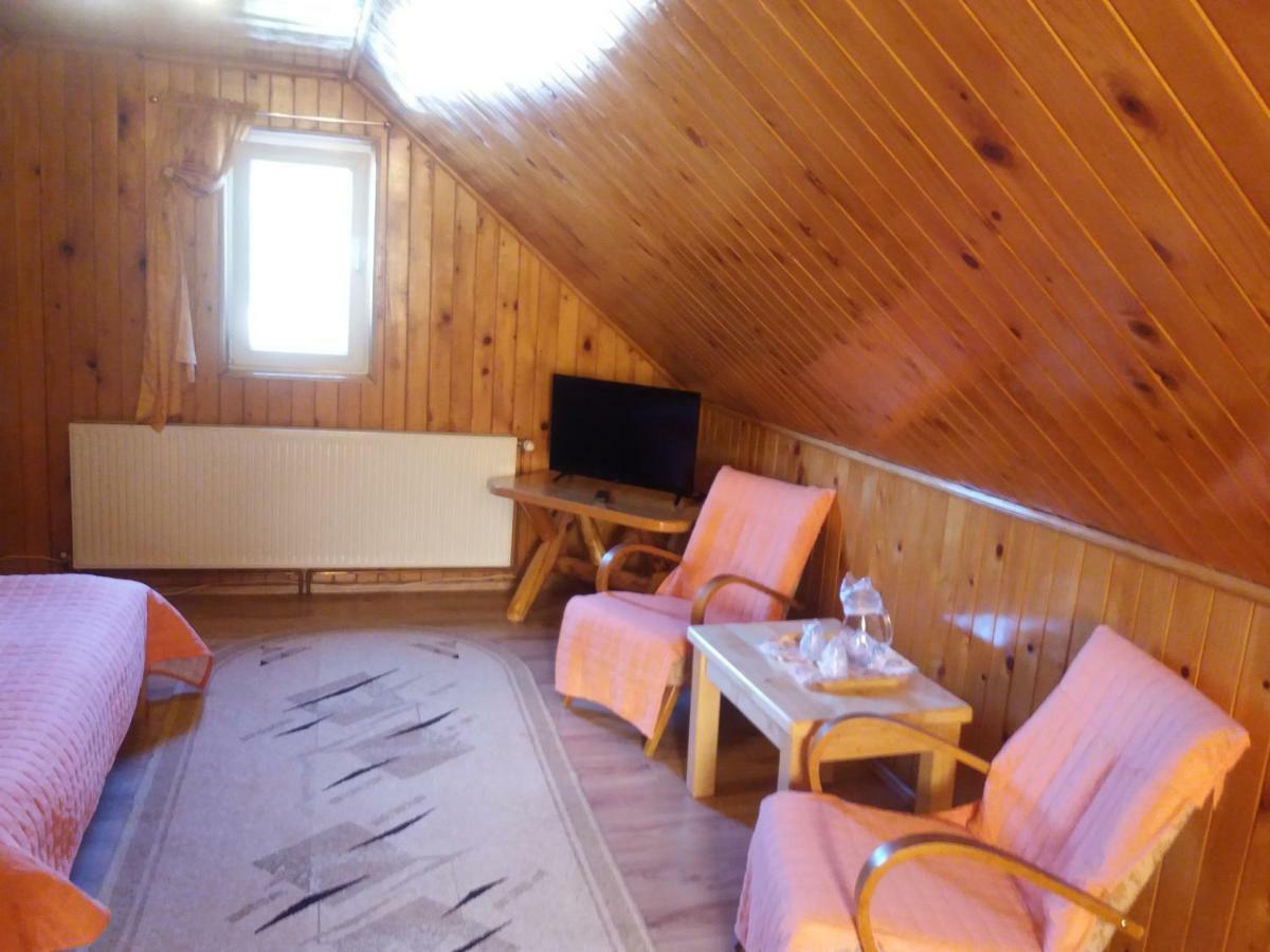 Отель Casa Elena Моечу-де-Жос Экстерьер фото